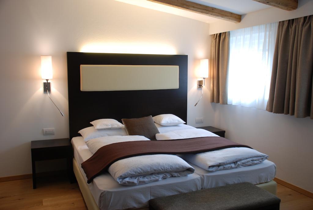 Aparthotel Pichler Colle Isarco Ruang foto