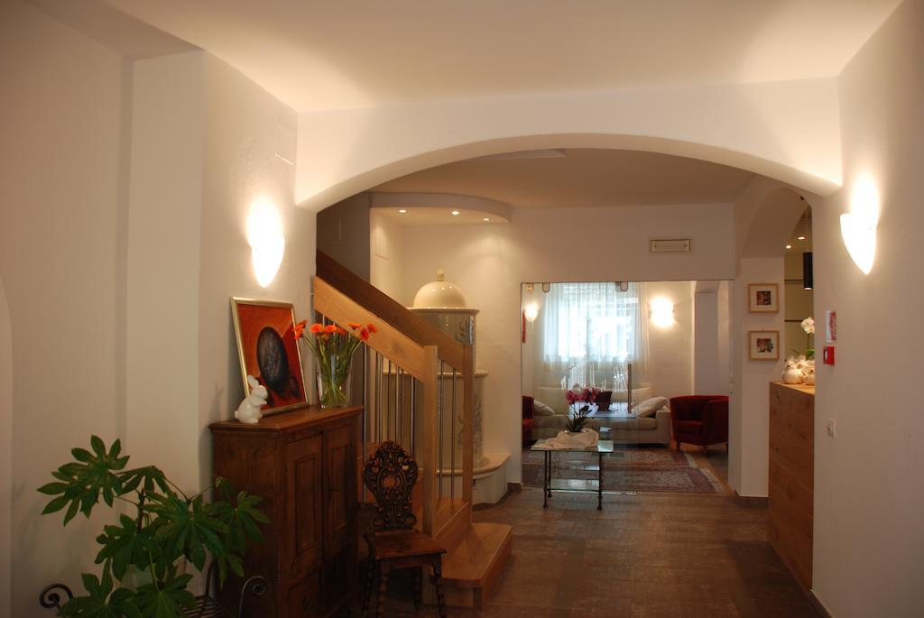 Aparthotel Pichler Colle Isarco Bagian luar foto