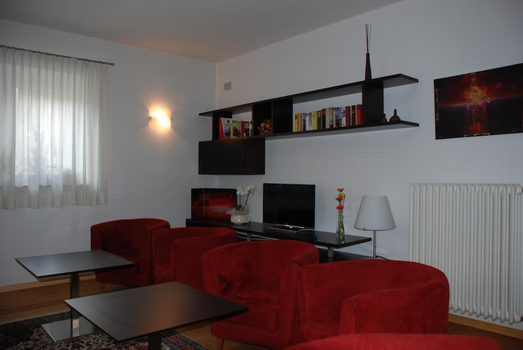 Aparthotel Pichler Colle Isarco Bagian luar foto