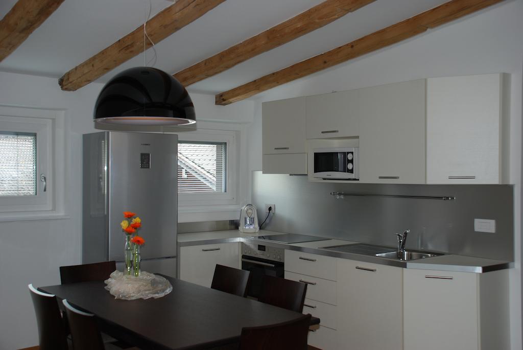 Aparthotel Pichler Colle Isarco Ruang foto